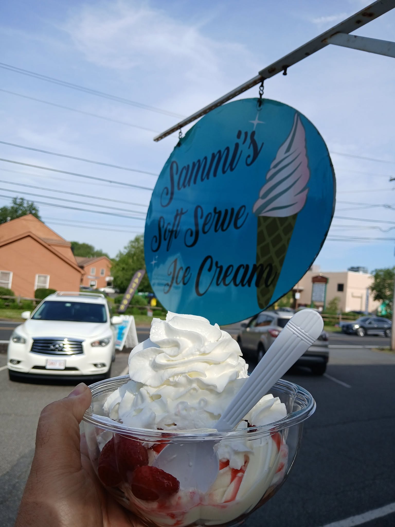 Strawberry sundae from Sammi's